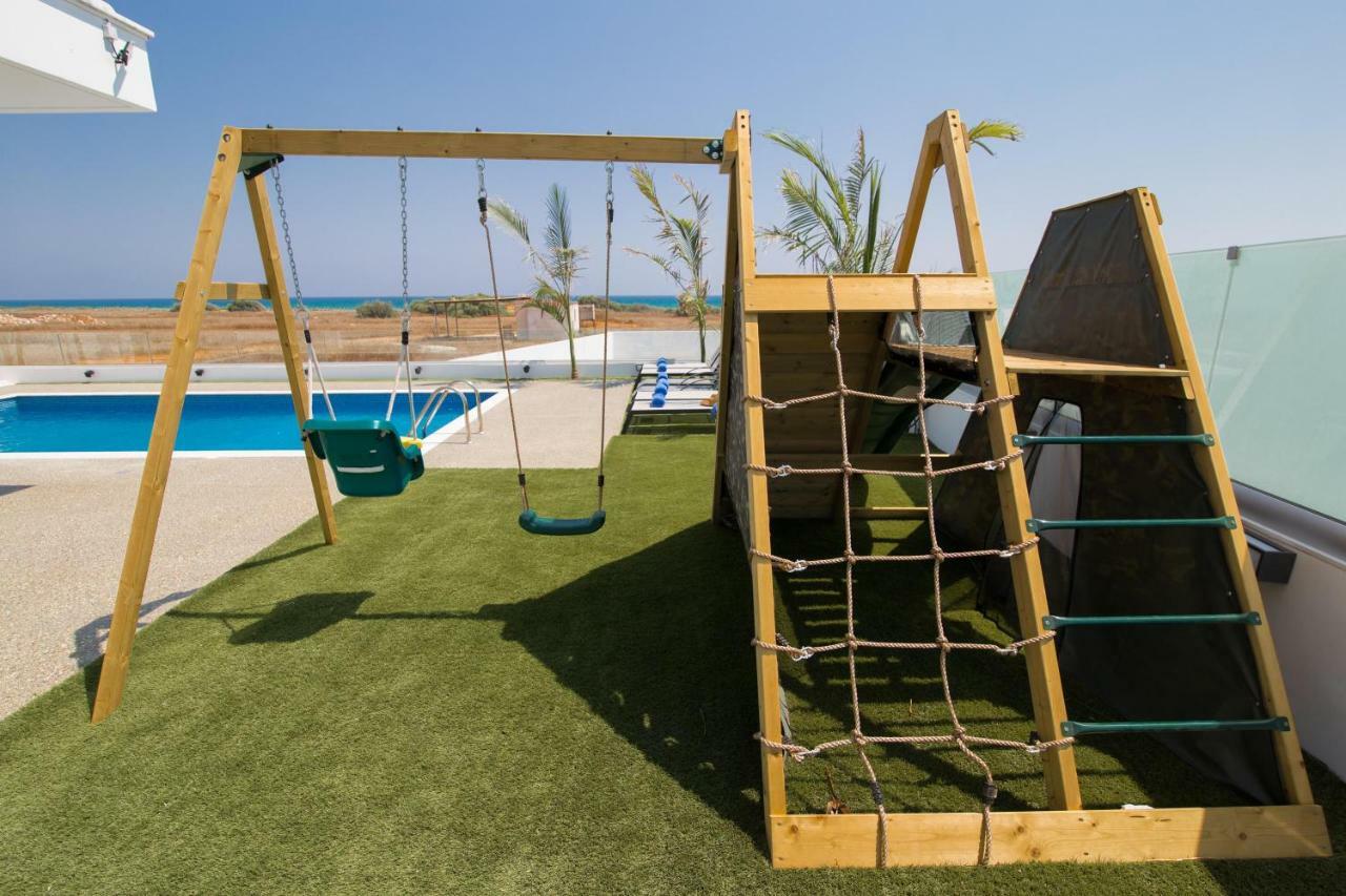 Villa Lynn Boutique Beachfront Aya Napa Dış mekan fotoğraf