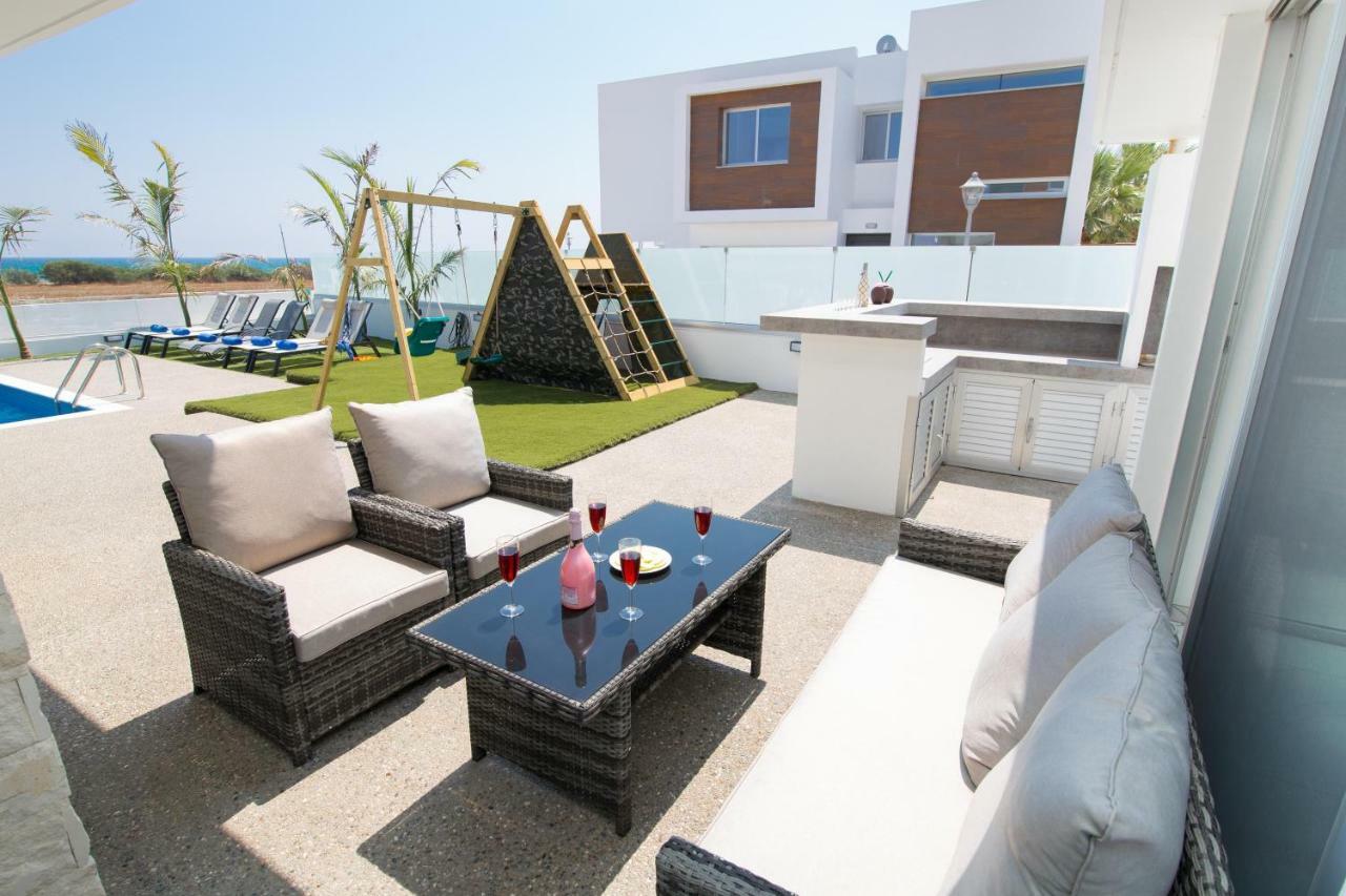 Villa Lynn Boutique Beachfront Aya Napa Dış mekan fotoğraf