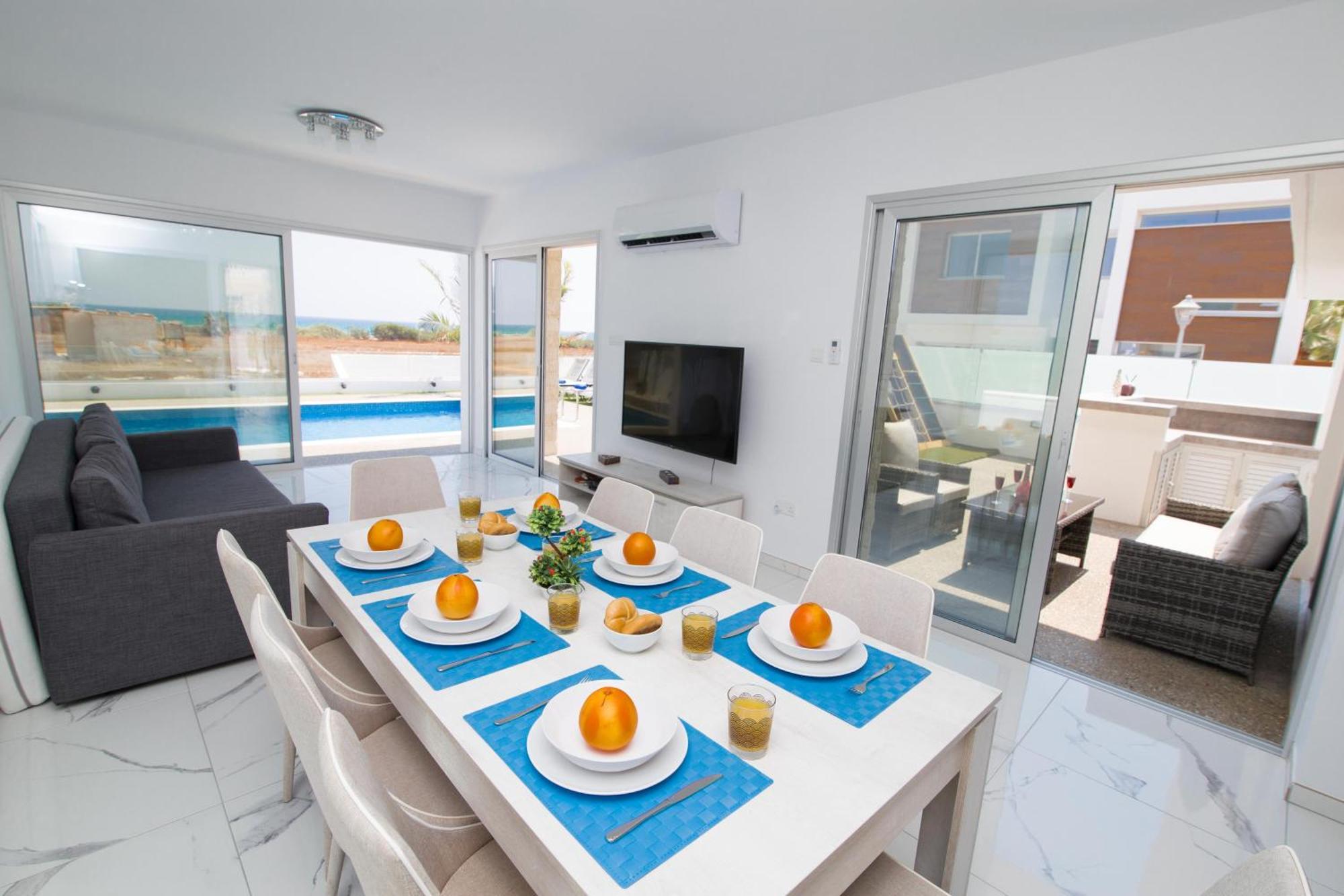 Villa Lynn Boutique Beachfront Aya Napa Dış mekan fotoğraf