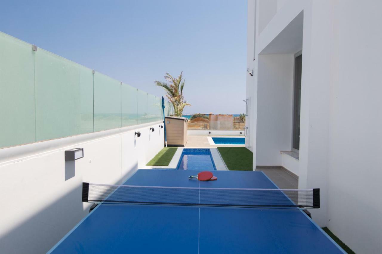 Villa Lynn Boutique Beachfront Aya Napa Dış mekan fotoğraf